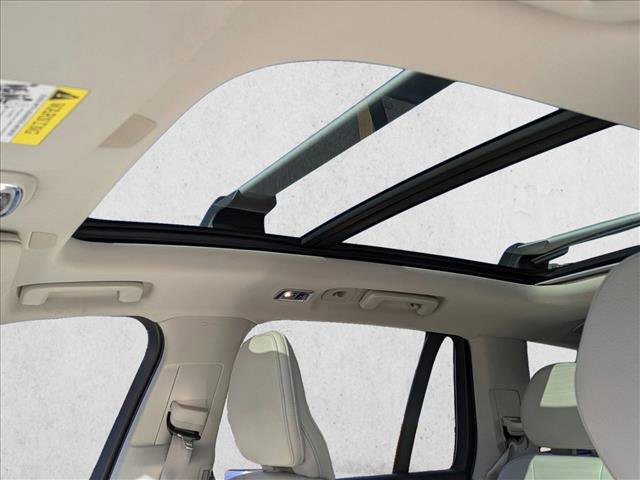 Used 2019 Volvo XC90 T6 Momentum w/ Advanced Package image 13