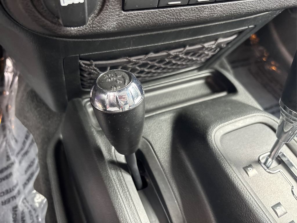 Used 2018 Jeep Wrangler Sport w/ Quick Order Package 24S image 27