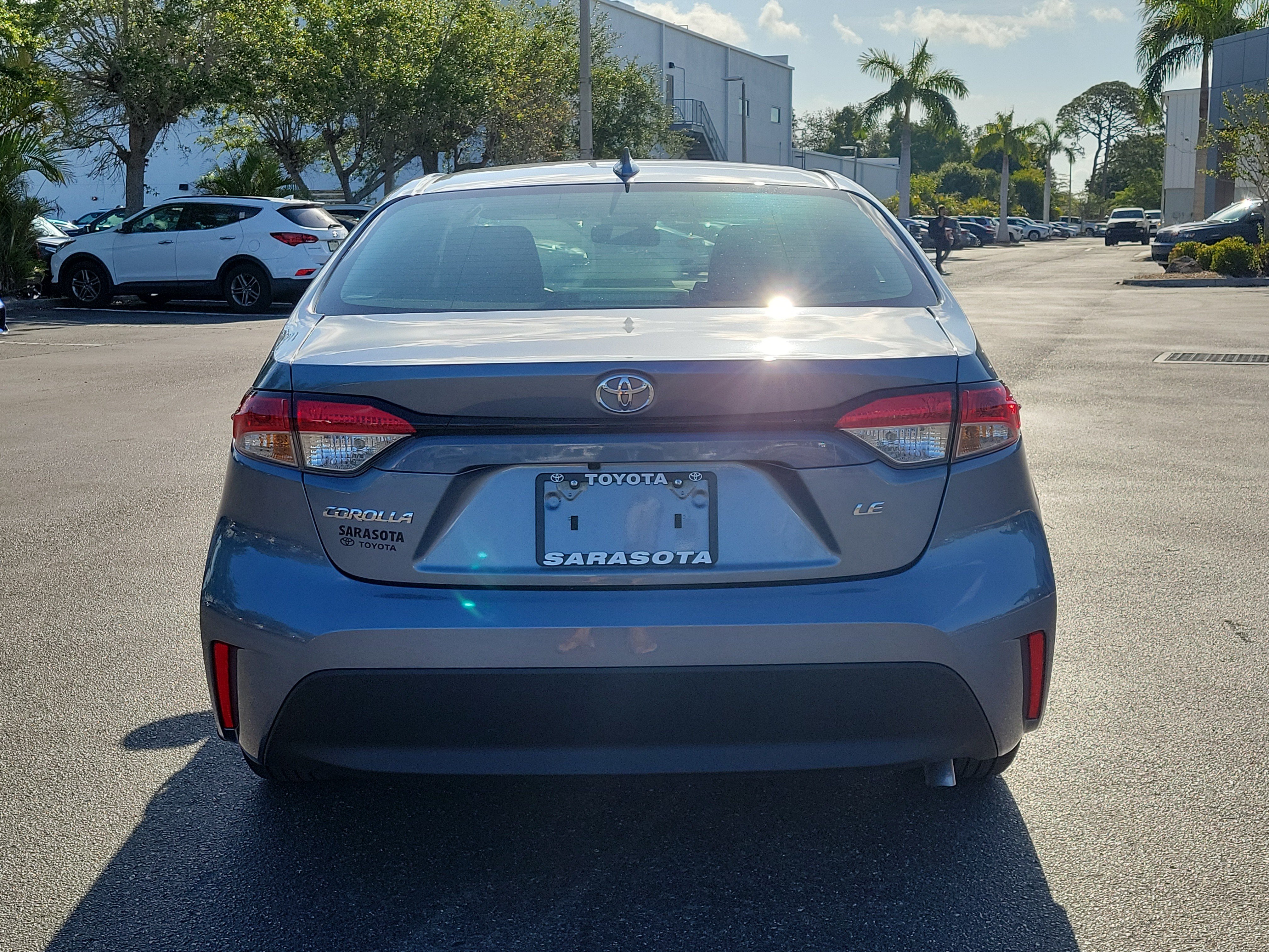 Used 2026 Toyota Corolla LE FWD image 5