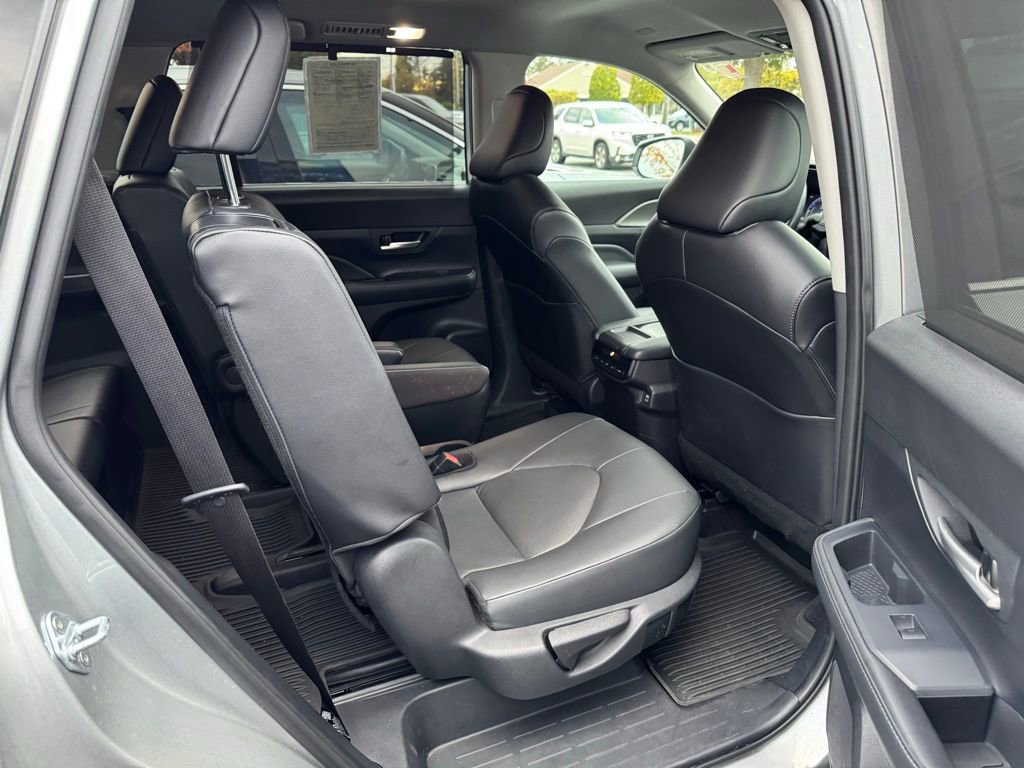 Used 2024 Toyota Grand Highlander XLE image 21