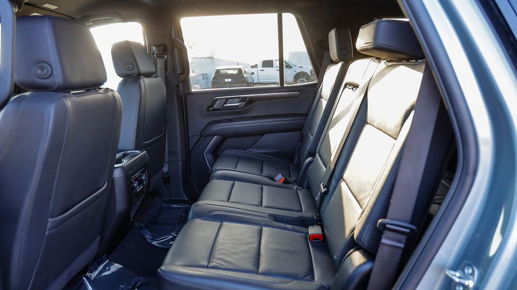 Used 2025 Chevrolet Tahoe Z71 AWD/4WD image 21