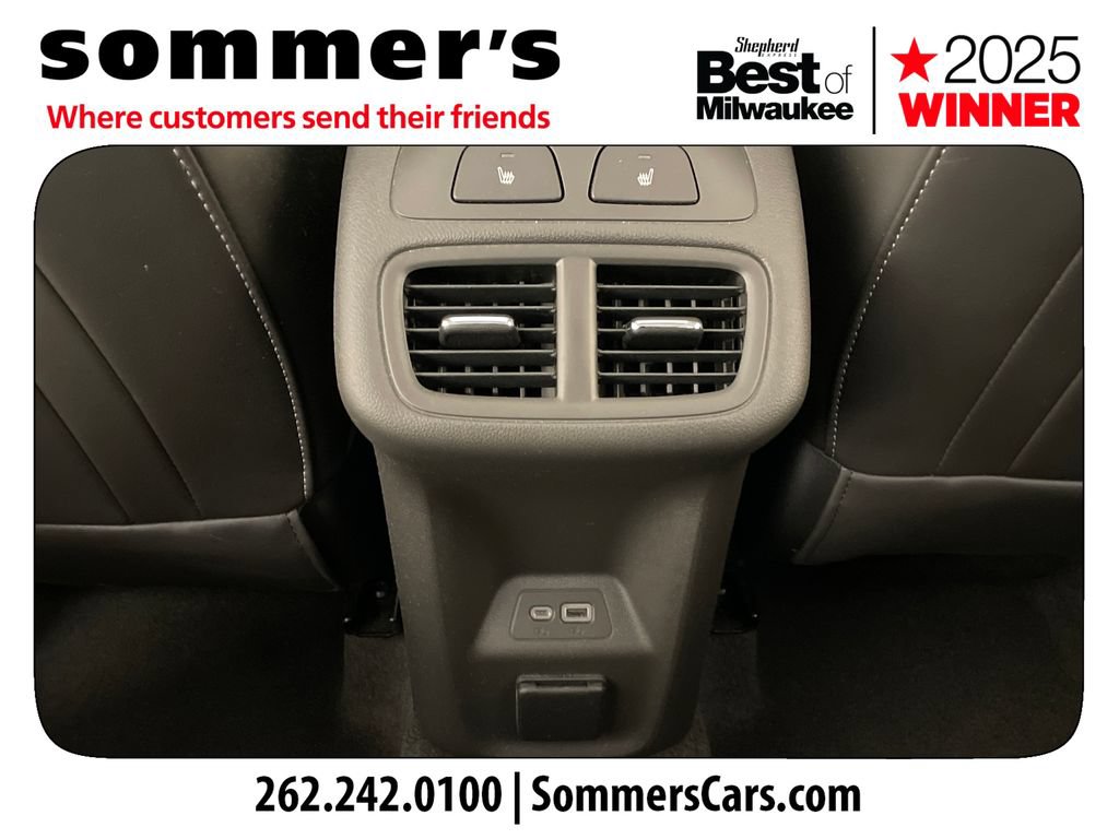 Used 2023 Buick Envision Avenir AWD/4WD image 24