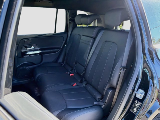 New 2026 Mercedes-Benz GLB 250 4MATIC image 24