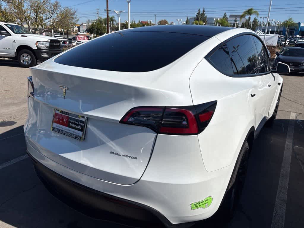 Used 2023 Tesla Model Y Long Range AWD/4WD image 7