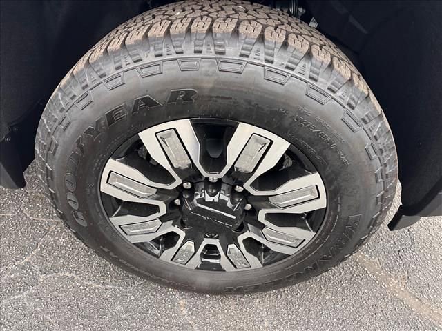 New 2026 GMC Sierra 2500 Denali w/ Denali Reserve Package AWD/4WD image 12
