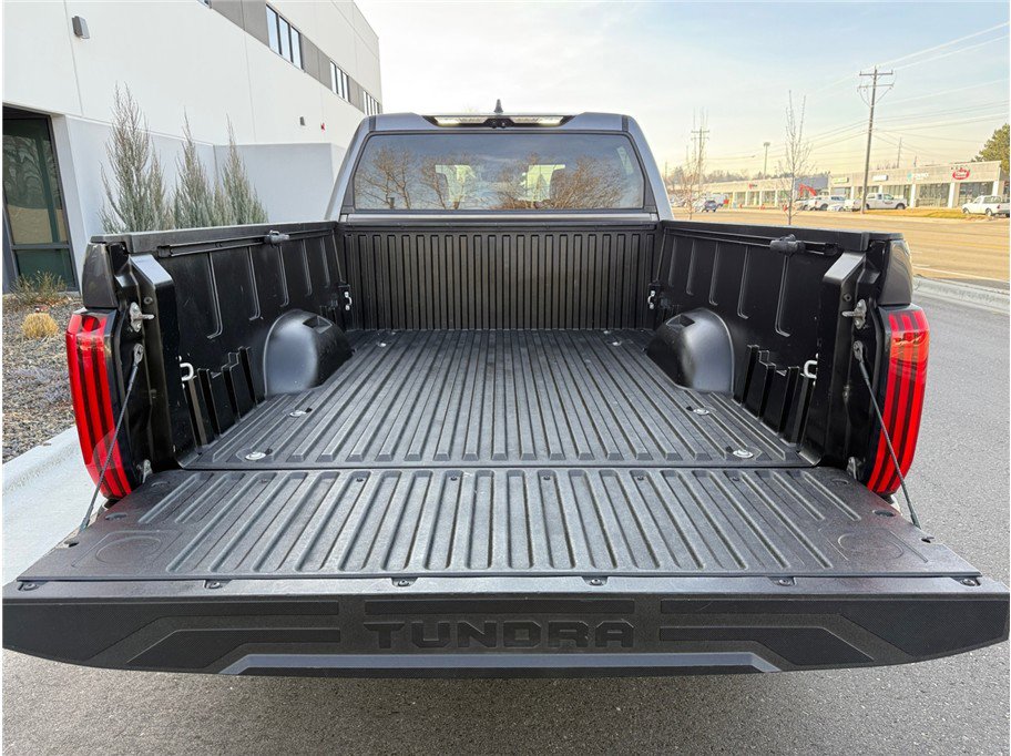 Used 2022 Toyota Tundra Limited w/ TRD Off-Road Package AWD/4WD image 39