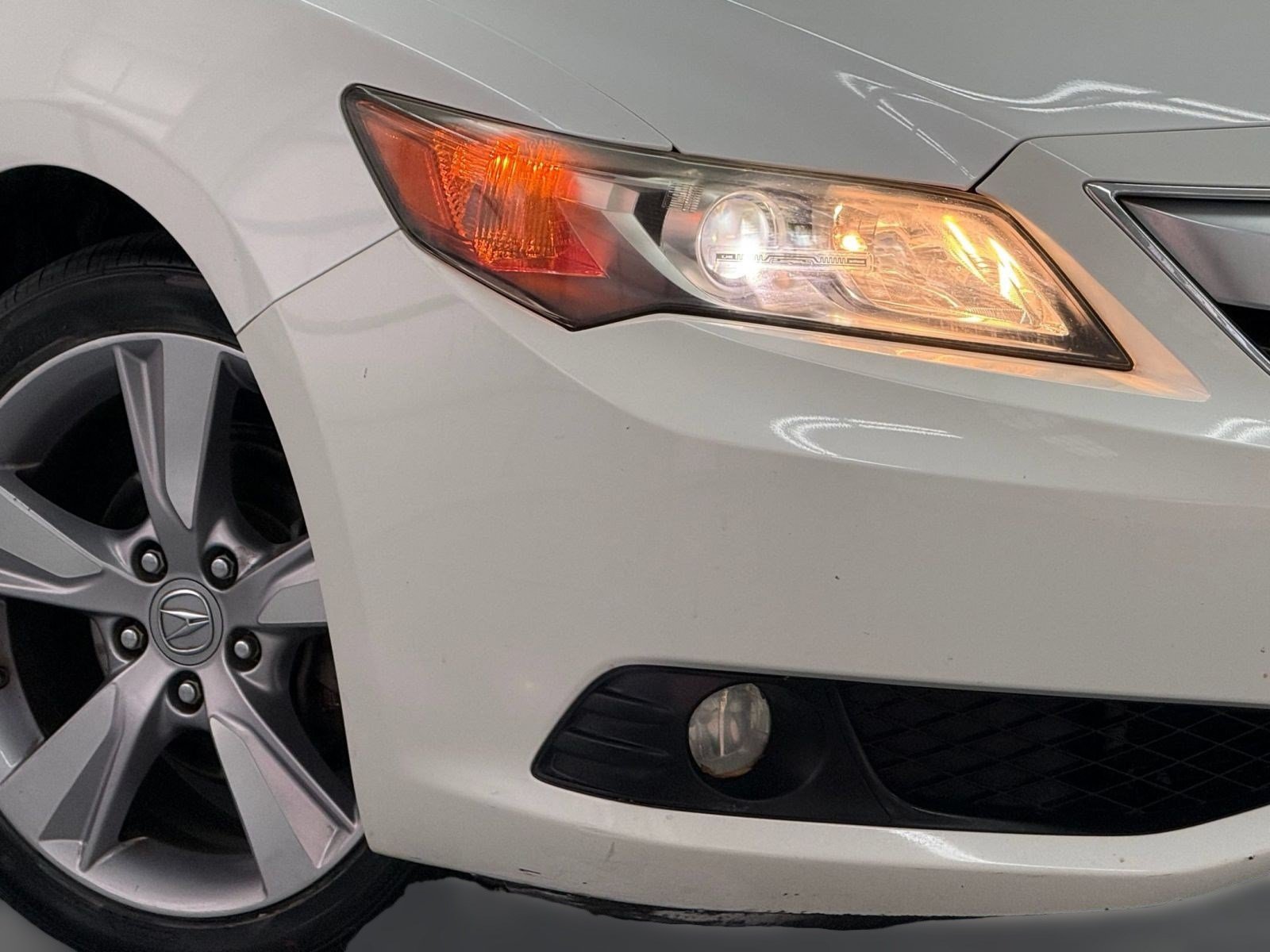 Used 2013 Acura ILX w/ Premium Package FWD image 10