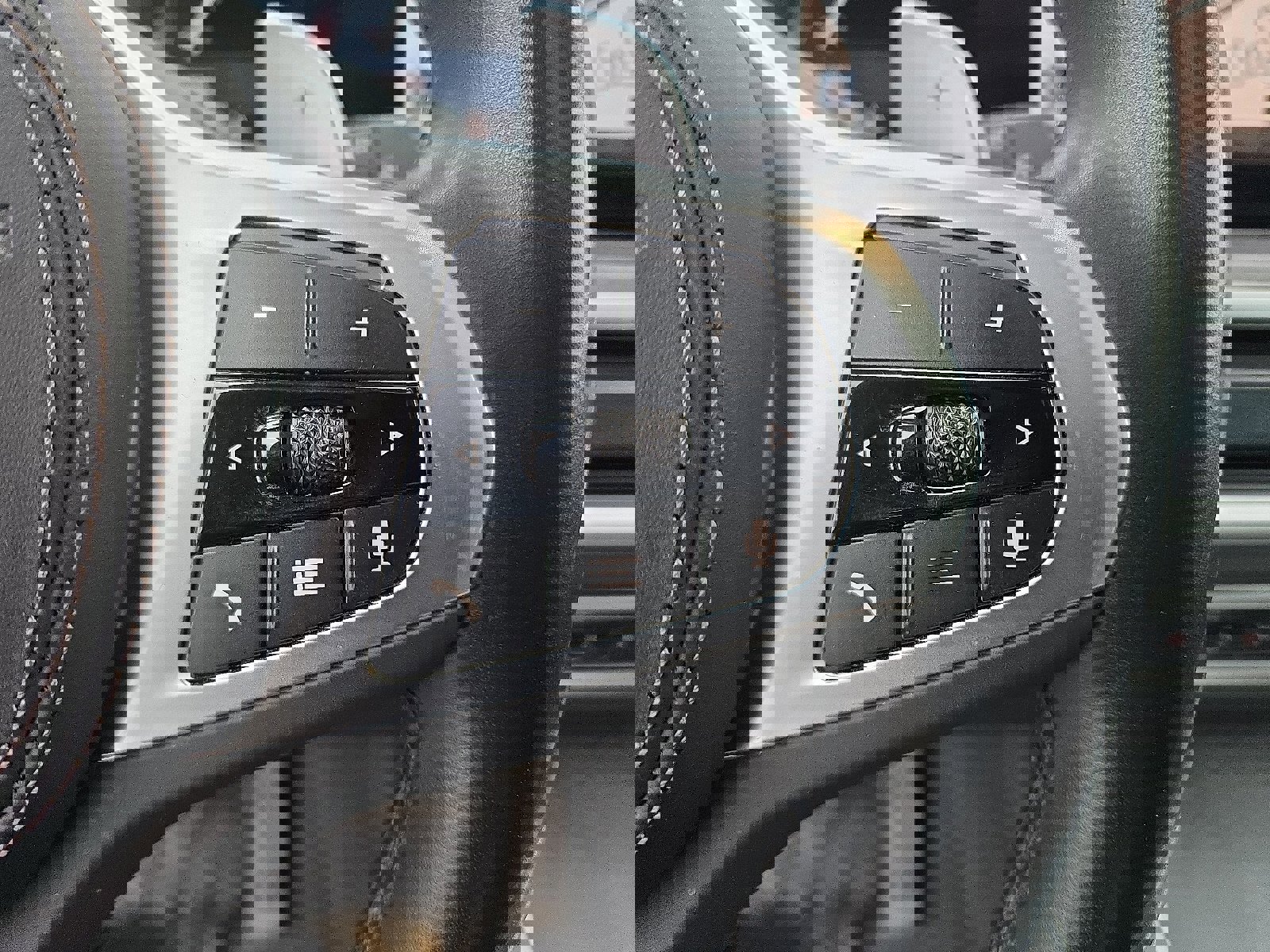 Certified 2023 BMW X7 xDrive40i w/ Executive Package image 24