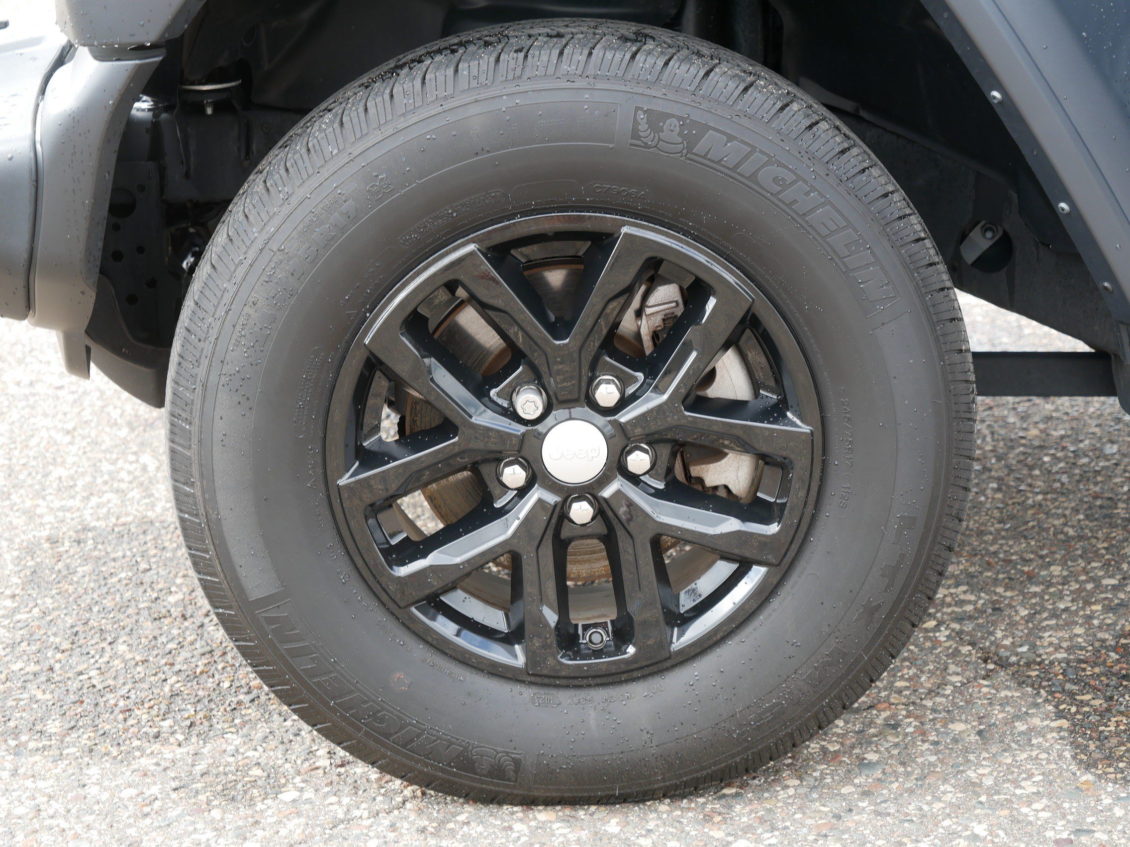 Used 2023 Jeep Wrangler Sport AWD/4WD image 15