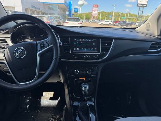 Used 2020 Buick Encore Preferred AWD/4WD image 2