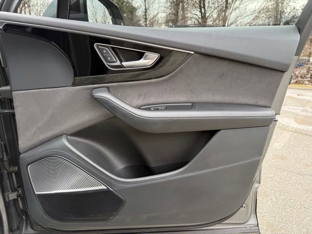 Used 2017 Audi Q7 3.0T Prestige image 52