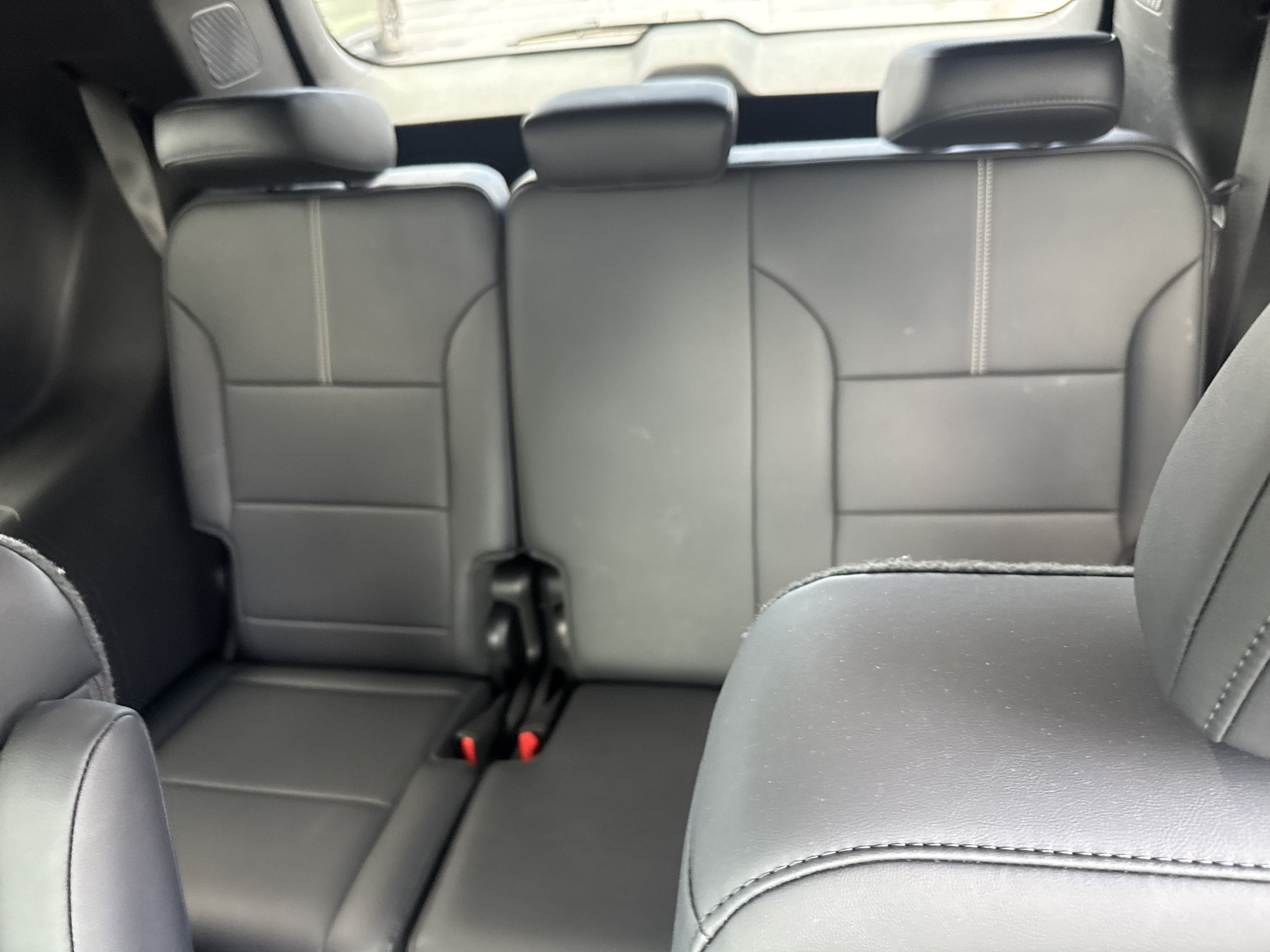 Used 2026 GMC Acadia Elevation w/ Elevation Premium Package AWD/4WD image 14