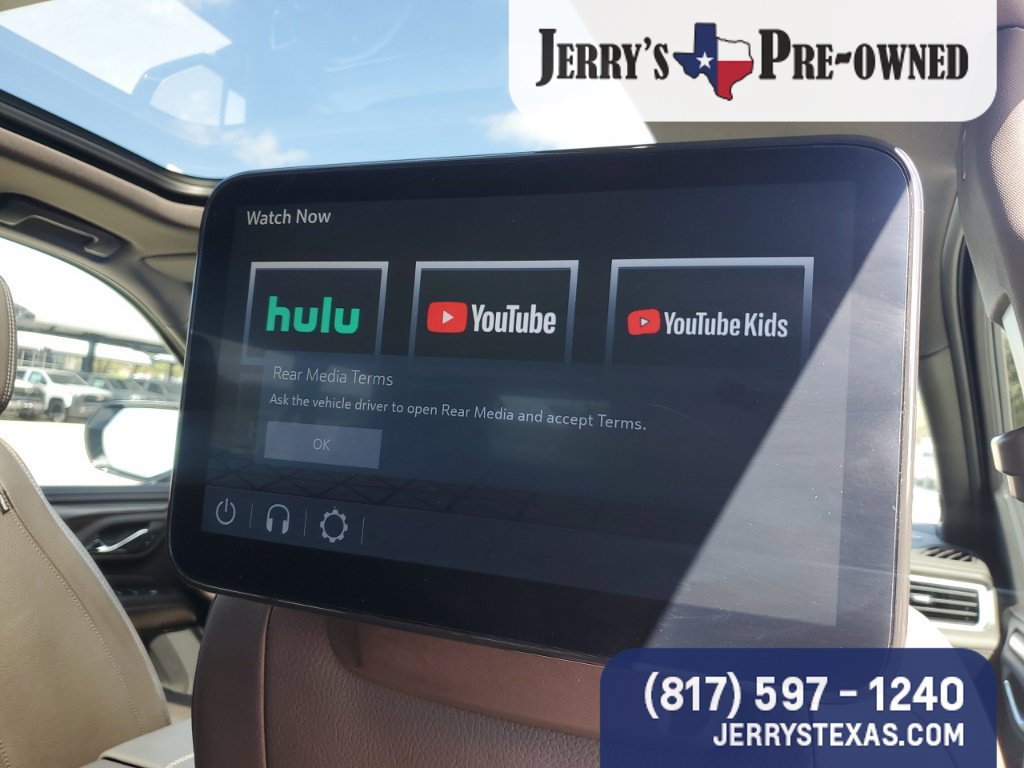 Used 2024 GMC Yukon XL Denali AWD/4WD image 10