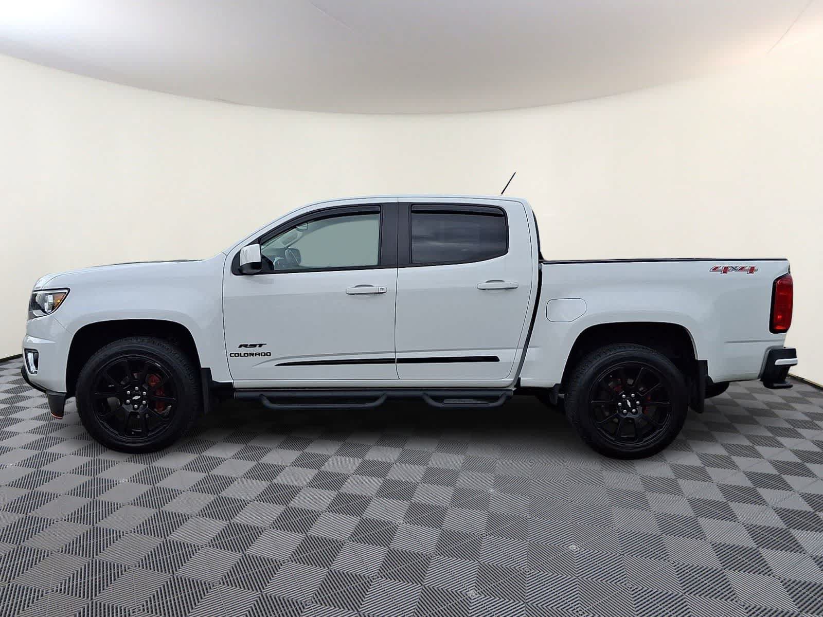 Used 2019 Chevrolet Colorado LT w/ Colorado RST Special Edition AWD/4WD image 8