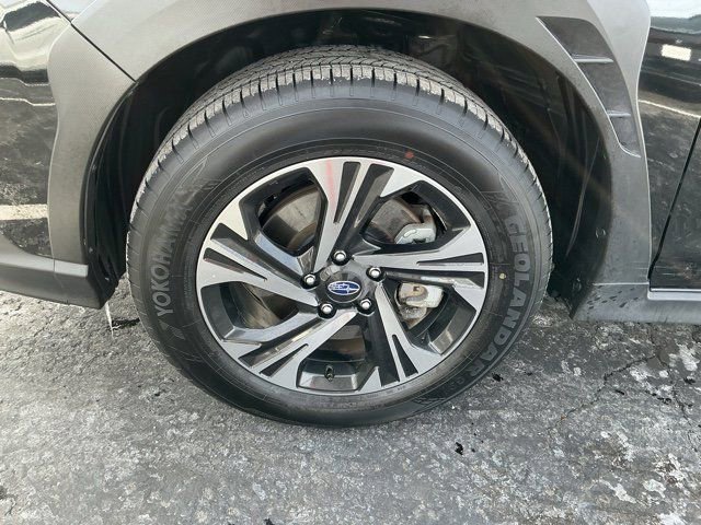 Used 2024 Subaru Crosstrek 2.0i Premium image 11