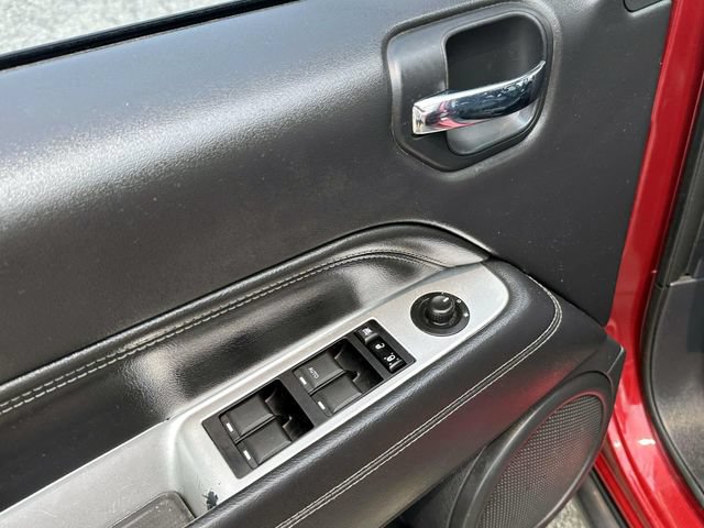 Used 2015 Jeep Compass High Altitude FWD image 15
