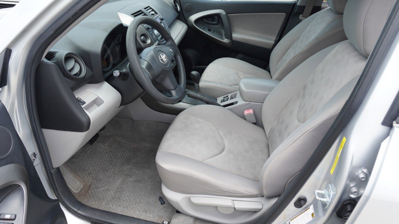 Used 2010 Toyota RAV4 2WD image 13