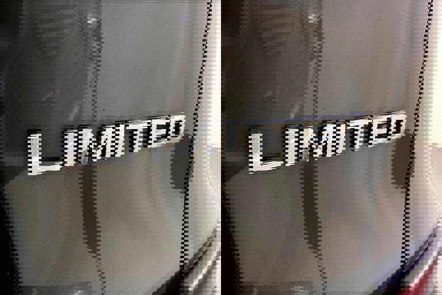 Used 2019 Jeep Cherokee Limited AWD/4WD image 9