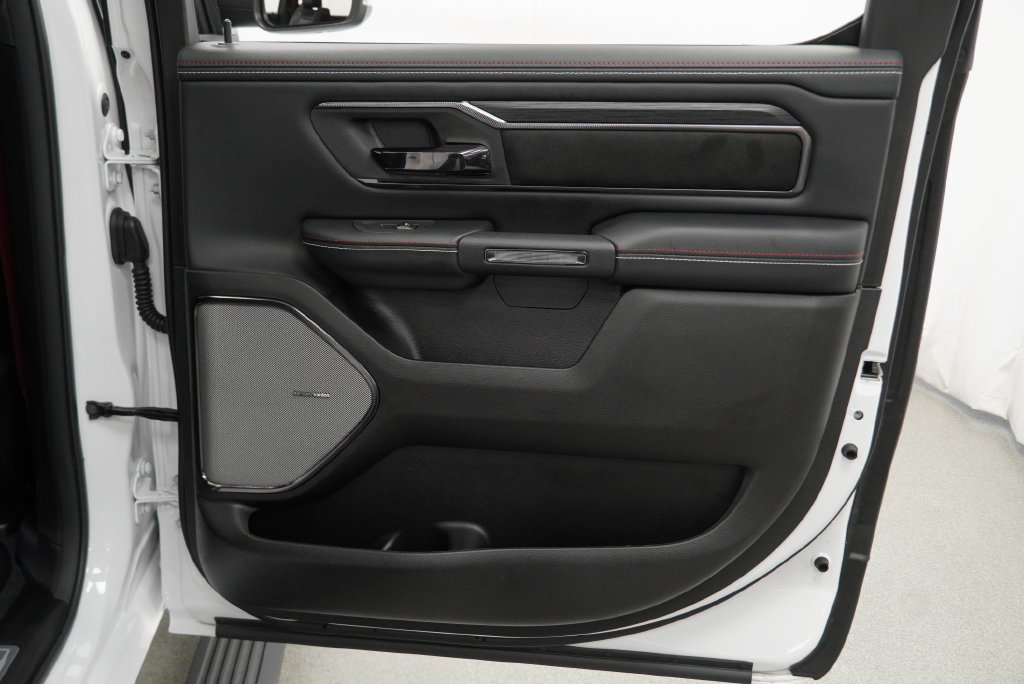 Certified 2026 RAM 1500 Laramie AWD/4WD image 48