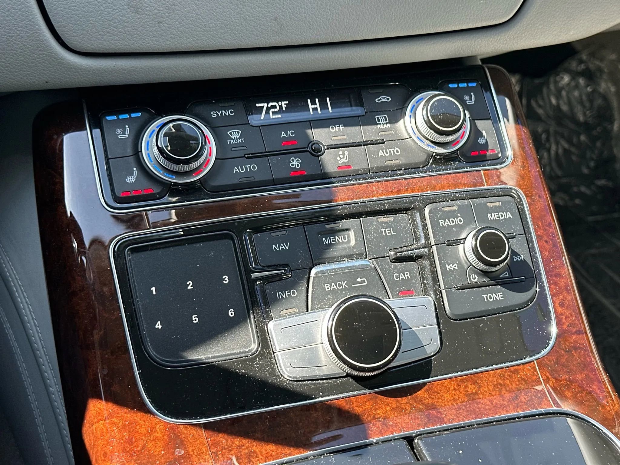 Used 2014 Audi A8 L 4.0T image 44