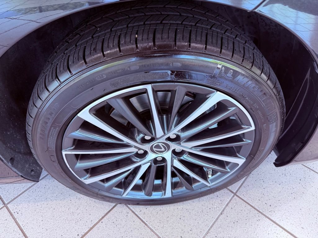 Certified 2024 Lexus ES 350 w/ Premium Package FWD image 15