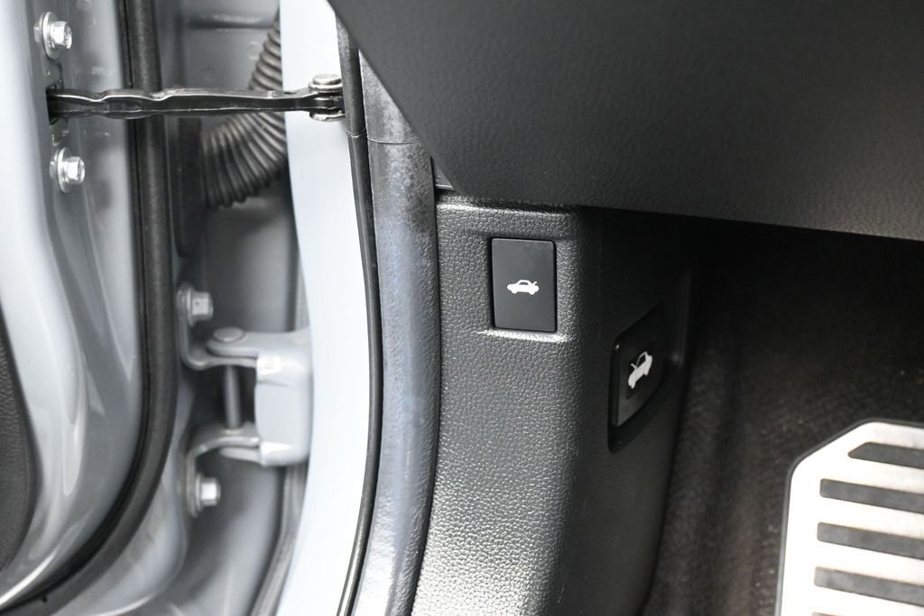 Used 2024 Honda Accord Sport image 37