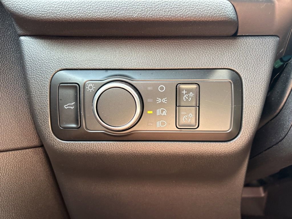 Used 2023 Ford Escape ST-Line w/ Tech Pack #1 AWD/4WD image 30