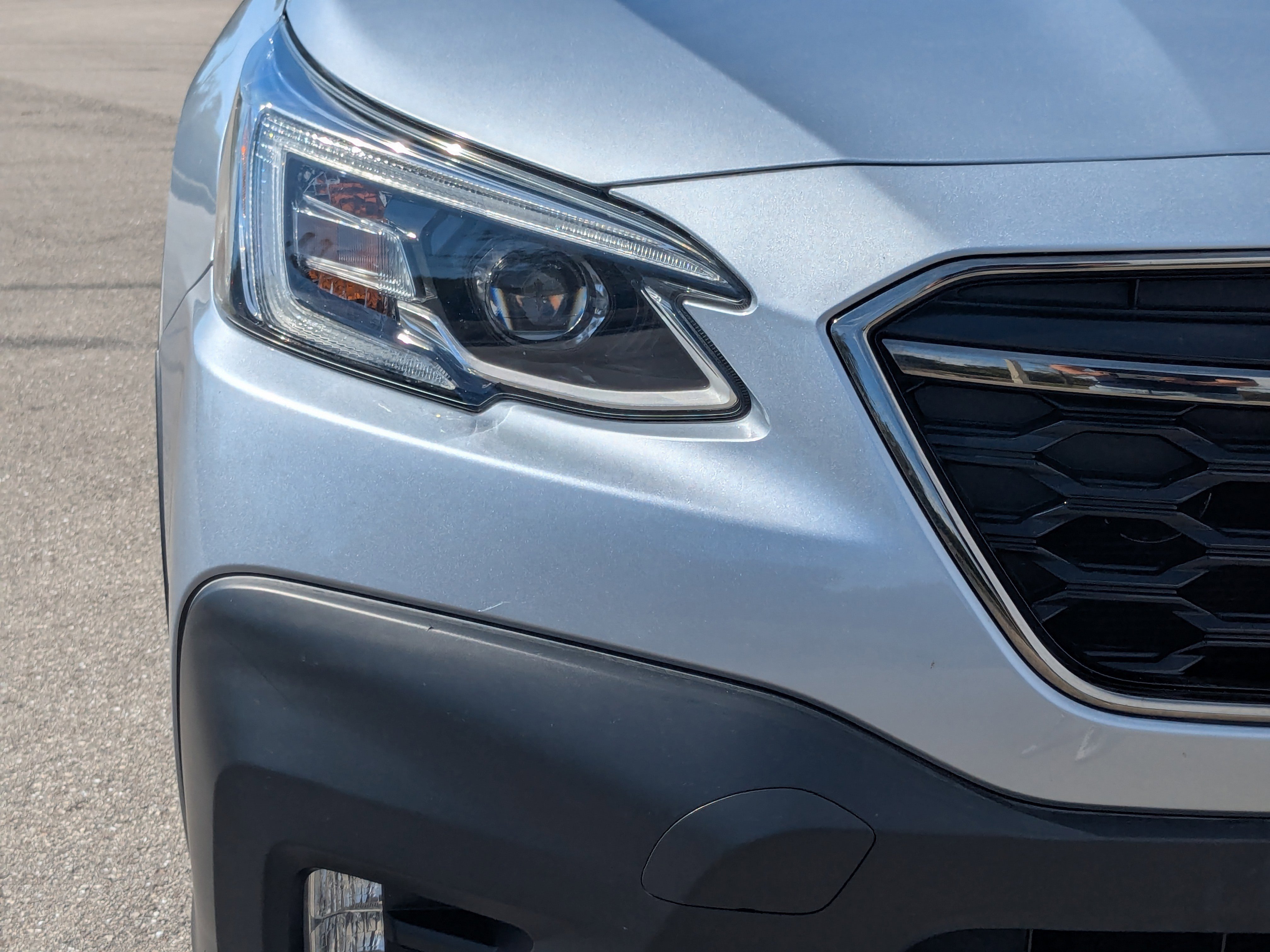 Used 2020 Subaru Outback Limited image 10