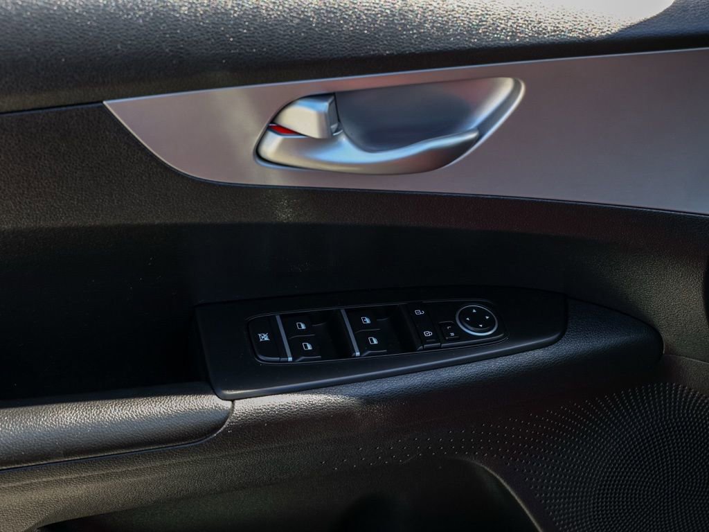 Used 2024 Kia Forte LXS image 23