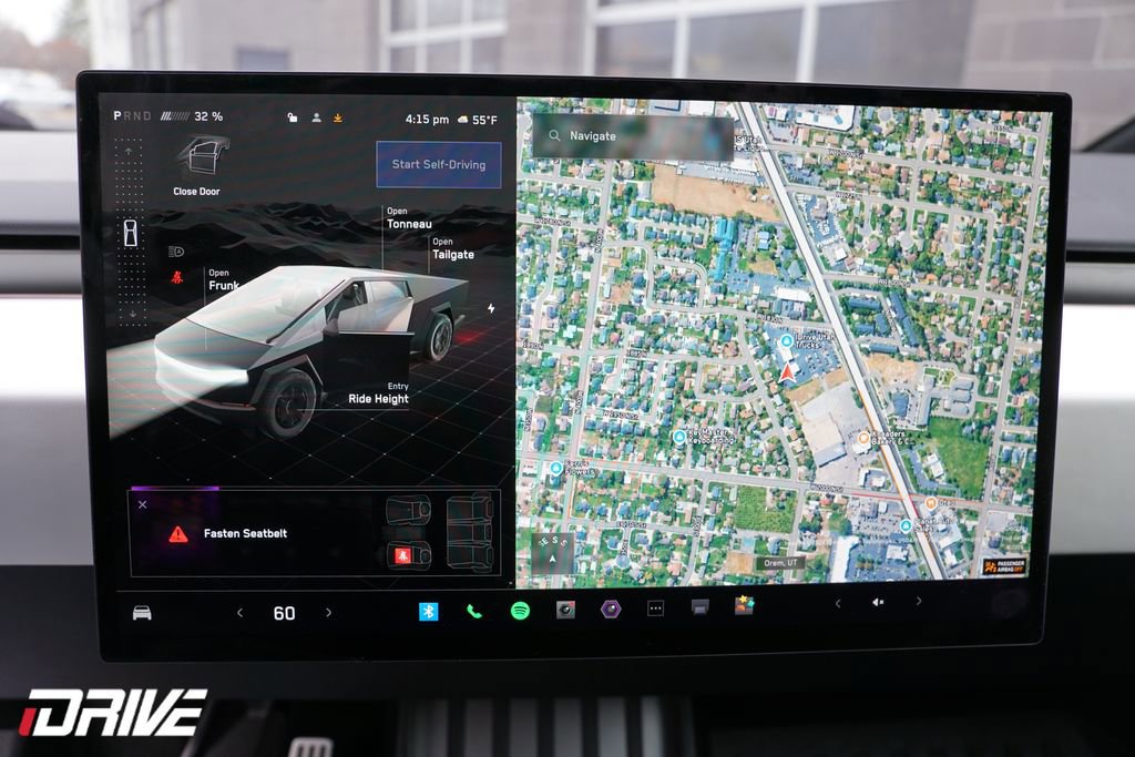 Used 2024 Tesla Cybertruck AWD Crew Cab image 23