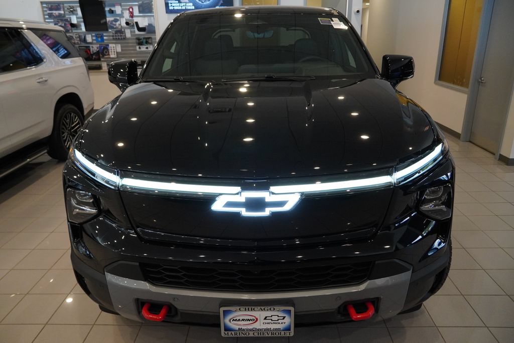 New 2026 Chevrolet Silverado EV Trail Boss AWD/4WD image 31