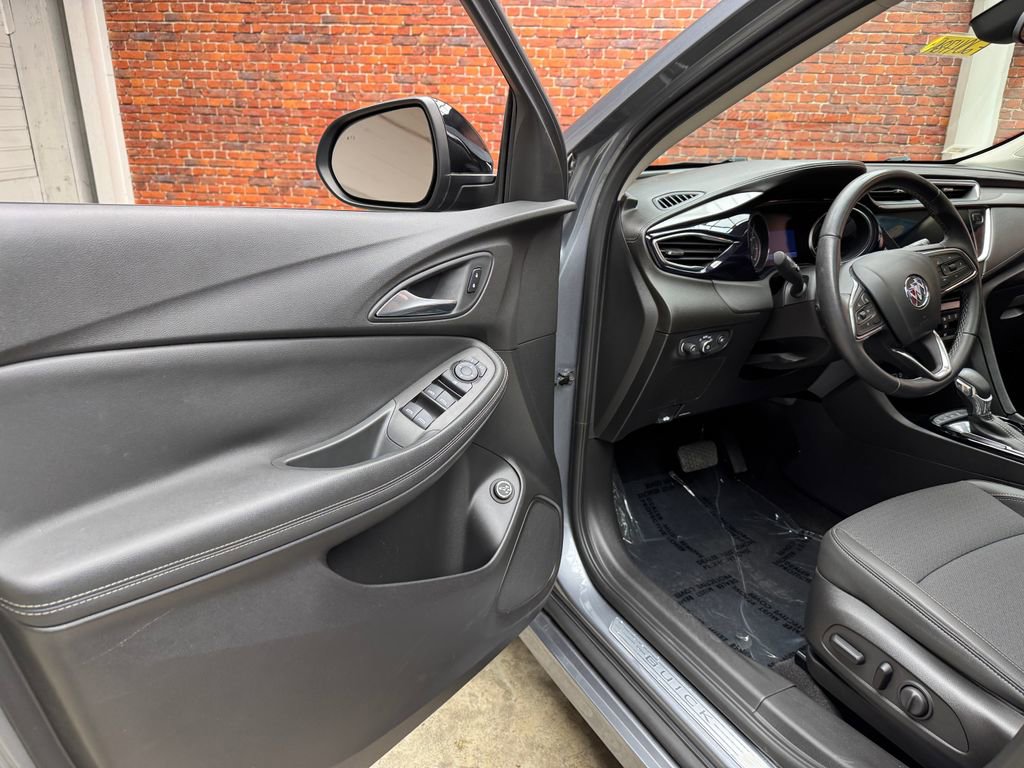 Used 2020 Buick Encore GX Select w/ Experience Buick Package image 10