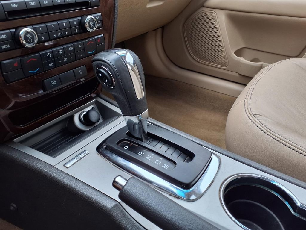 Used 2012 Ford Fusion SEL FWD image 19