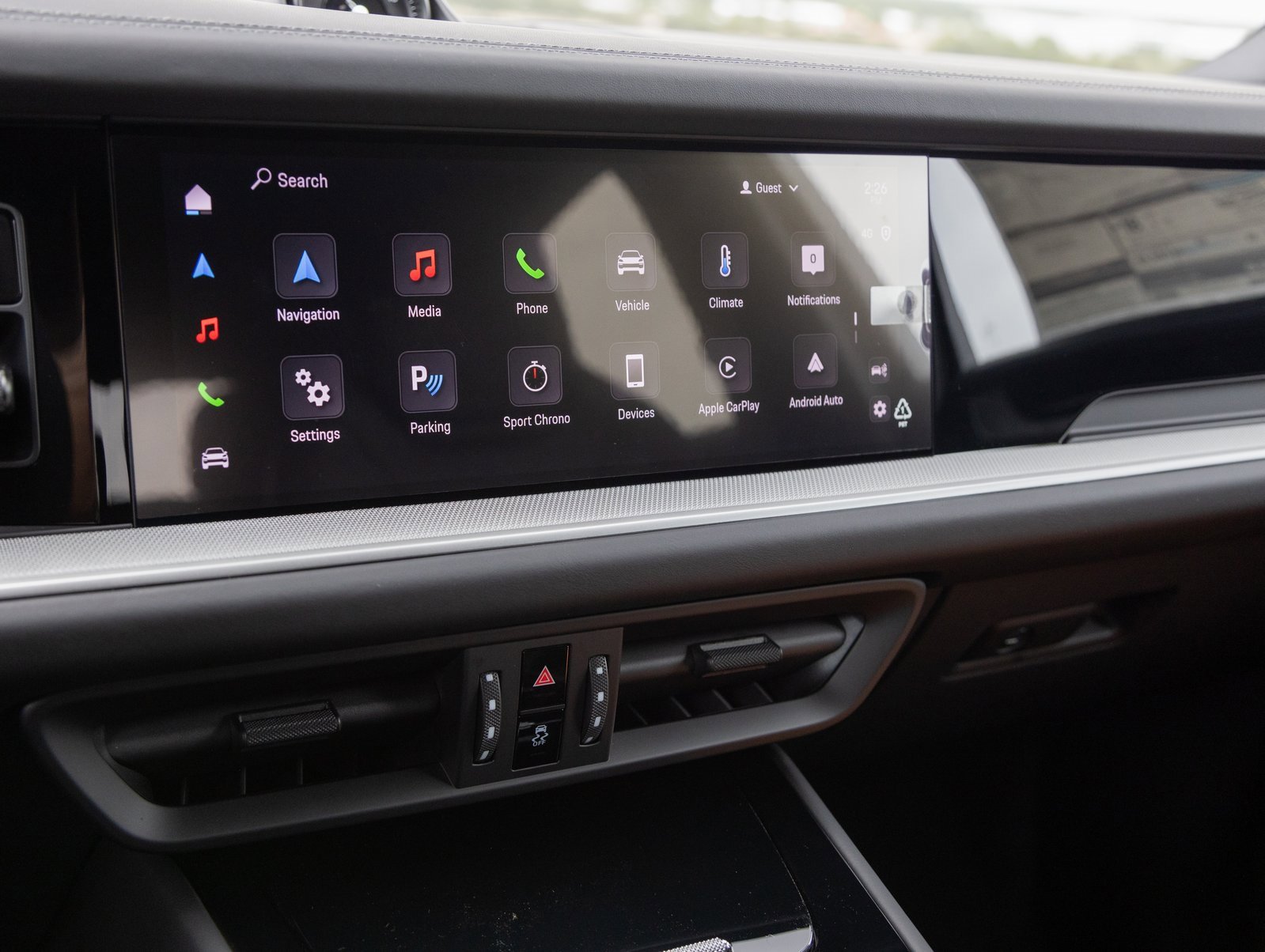 Used 2025 Porsche Cayenne S image 27