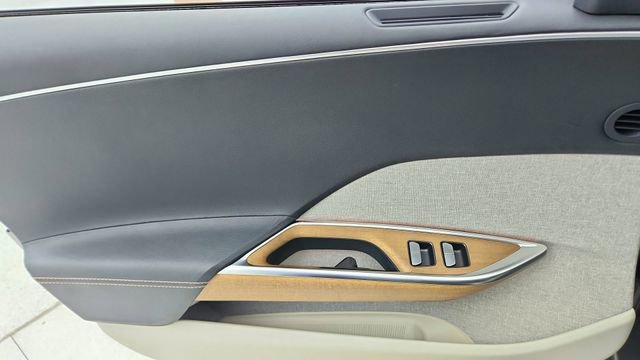 Used 2023 Lucid Air Touring AWD/4WD image 34