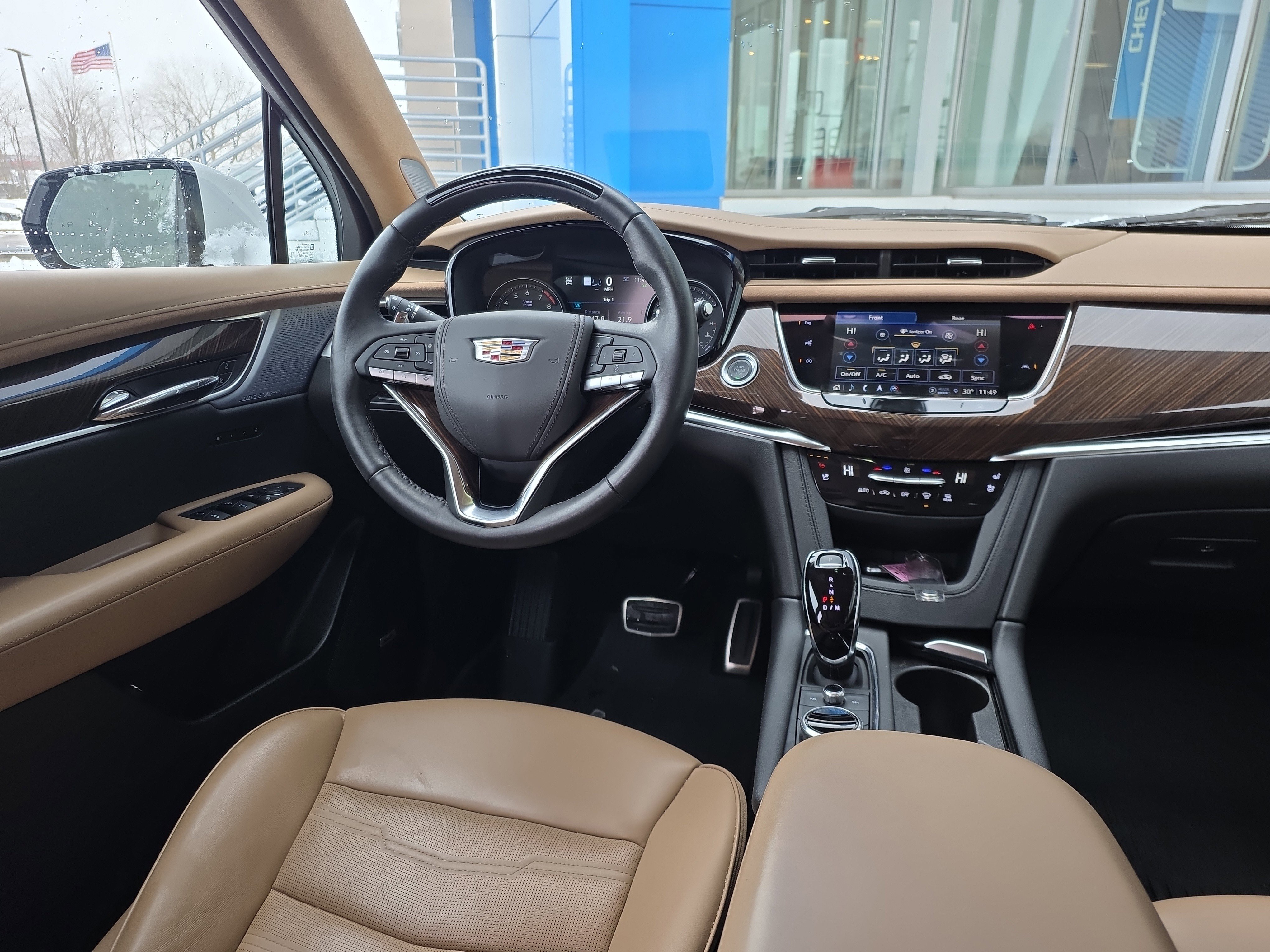 Used 2025 Cadillac XT6 Sport w/ Platinum Package image 20