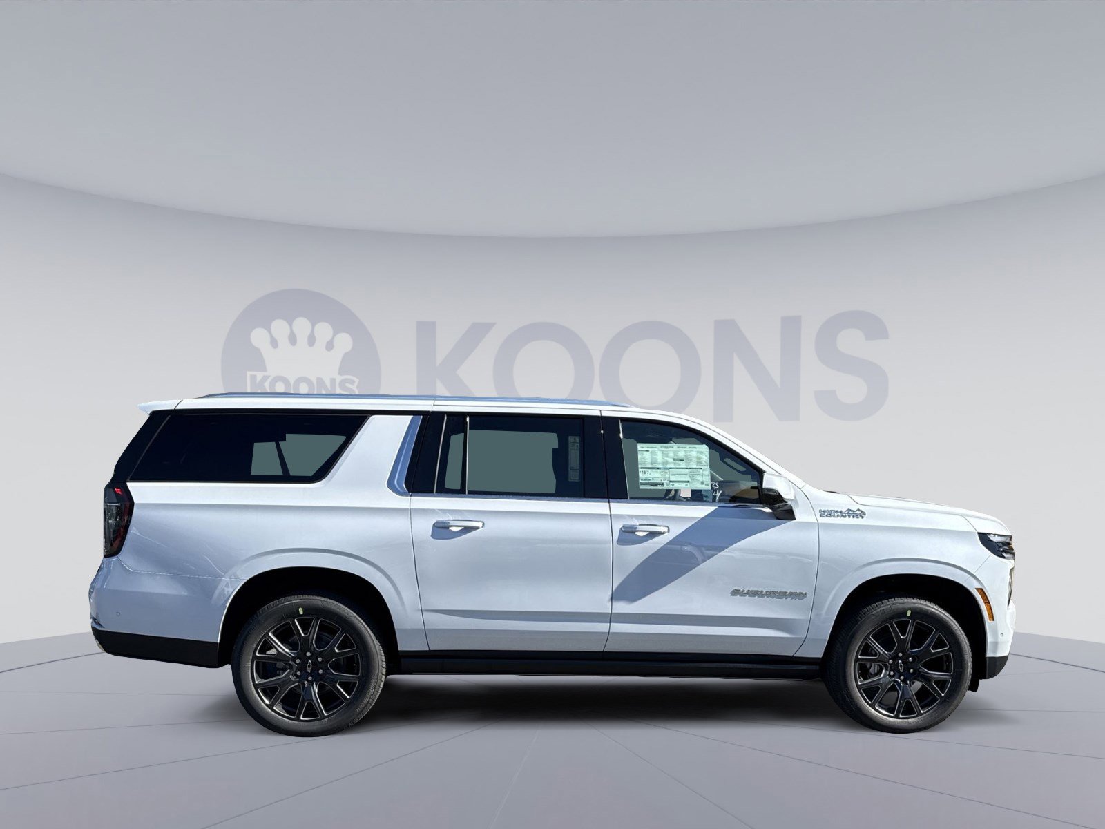 New 2026 Chevrolet Suburban High Country image 8