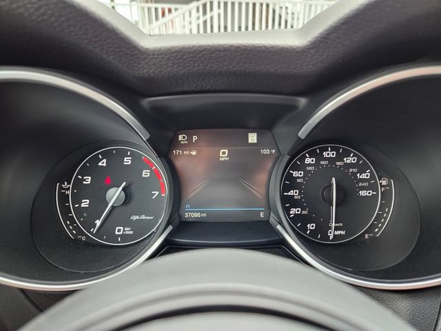 Used 2022 Alfa Romeo Stelvio Ti w/ Active Assist Plus Package AWD/4WD image 34