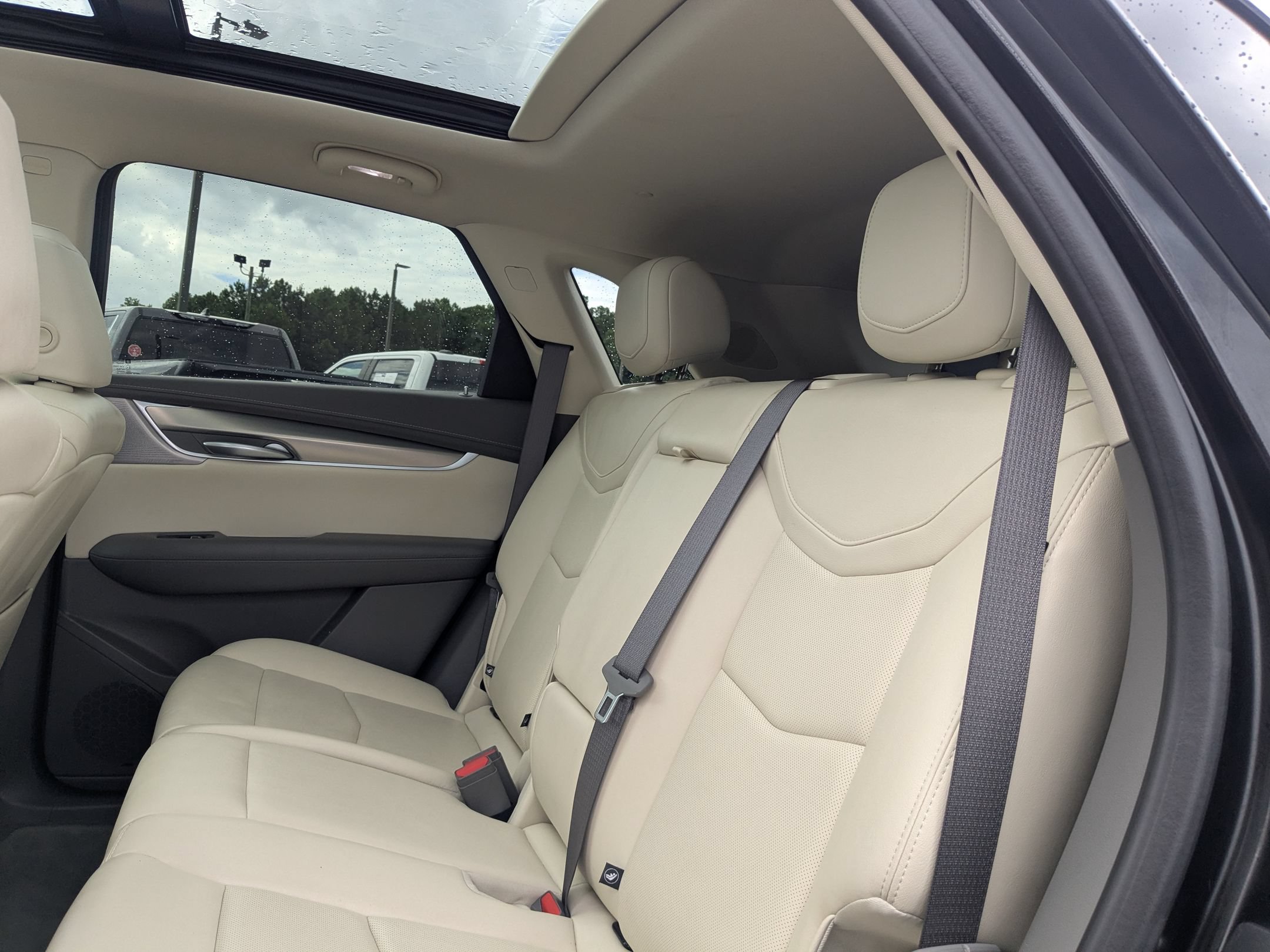 Used 2023 Cadillac XT5 Premium Luxury w/ LPO, Floor Liner Package FWD image 30