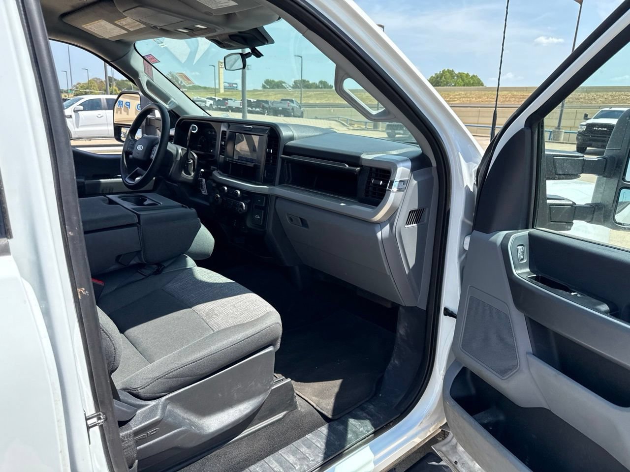 Used 2025 Ford F250 XLT AWD/4WD image 14