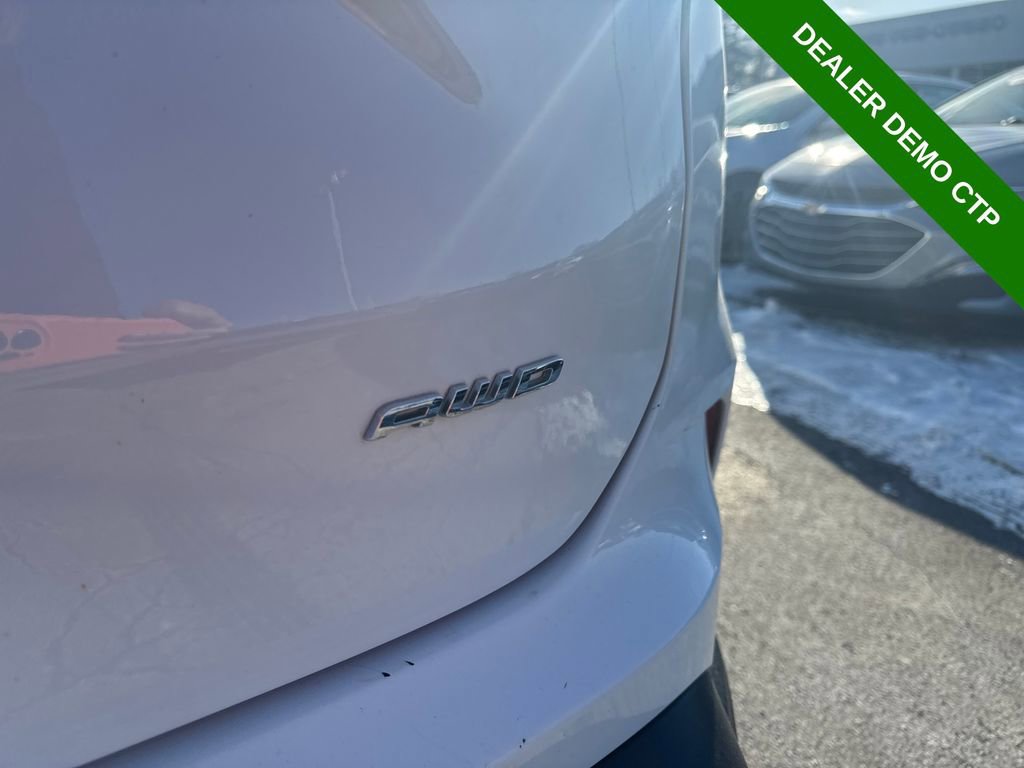 Used 2024 Ford Edge SEL w/ Convenience Package image 9