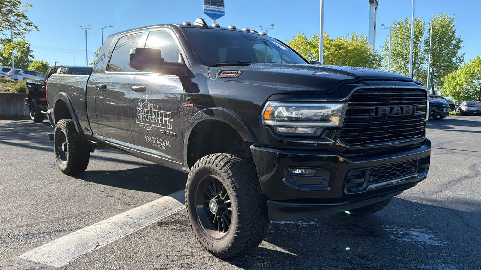Used 2019 RAM 2500 Laramie w/ Night Edition image 3