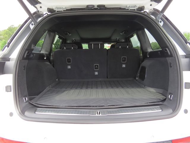 Used 2023 Jeep Grand Cherokee Summit RWD image 12