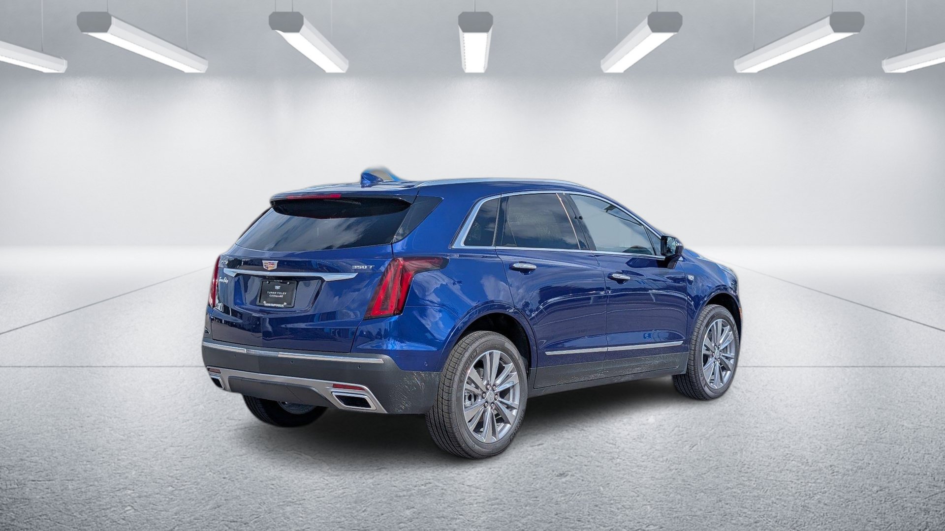 New 2026 Cadillac XT5 Premium Luxury w/ Driver Assist Package FWD image 7