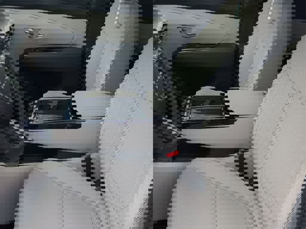 New 2026 Hyundai Tucson Limited image 16