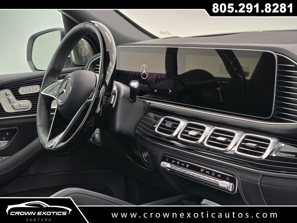 Used 2026 Mercedes-Benz Maybach GLS 600 4MATIC image 23