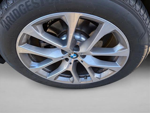 Used 2022 BMW X5 xDrive40i w/ Executive Package image 14