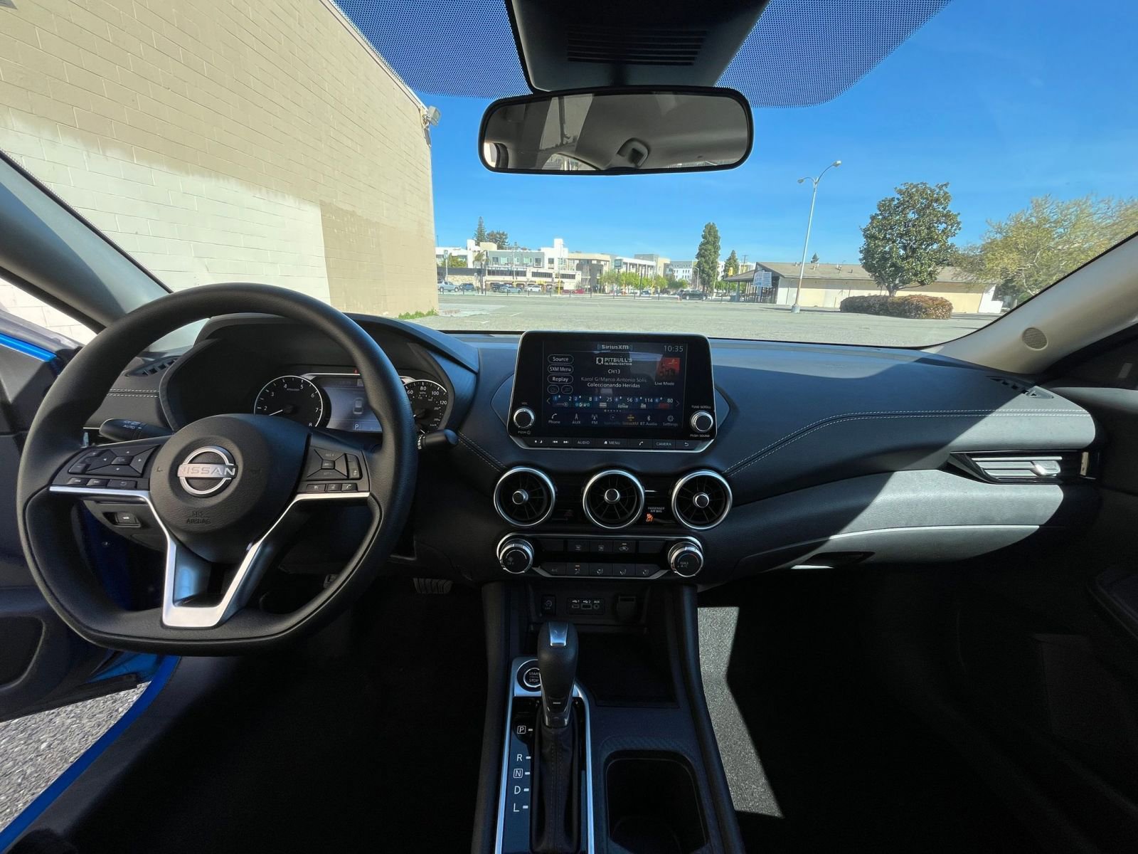 Used 2025 Nissan Sentra SV FWD image 31