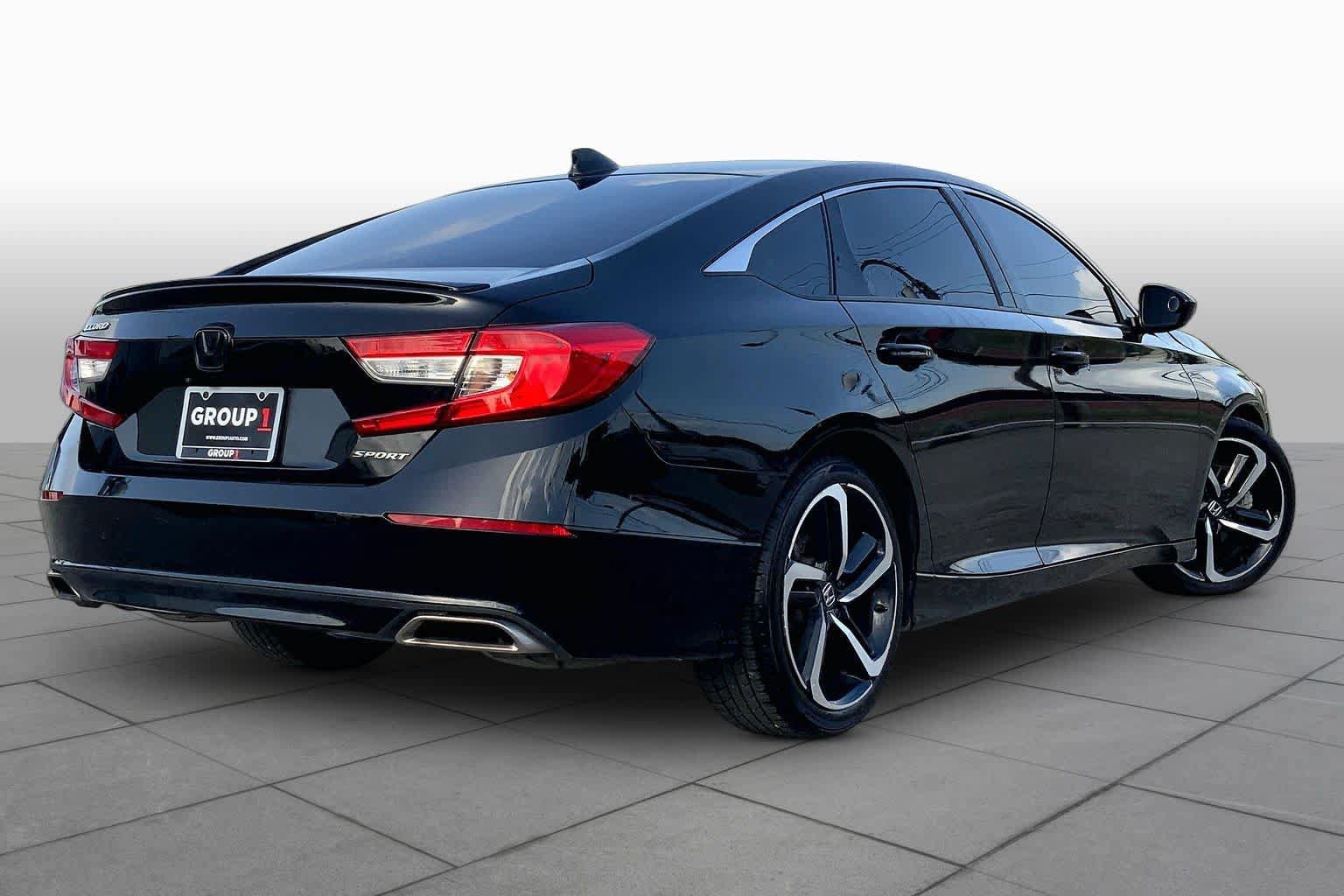 Used 2021 Honda Accord Sport image 12