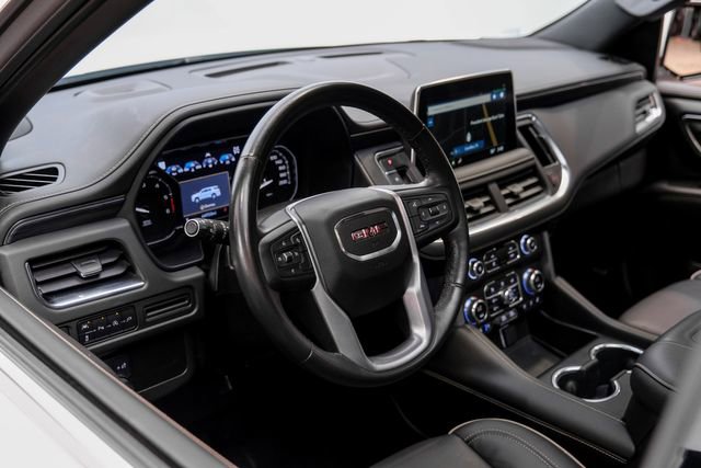 Used 2021 GMC Yukon XL SLT w/ Rear Media and Nav Package AWD/4WD image 42